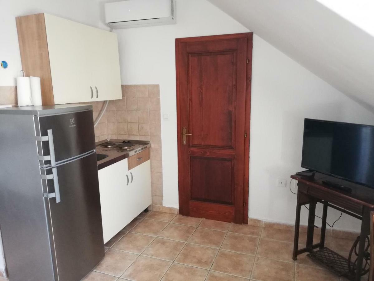 Apartman Marina Krvavica Eksteriør billede
